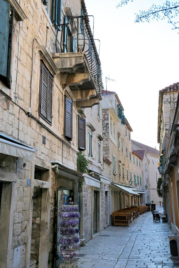 Apartments With A Parking Space Omis - 19051 Extérieur photo