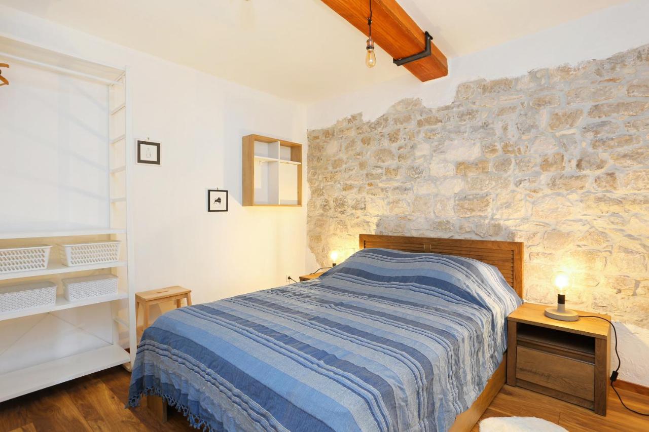 Apartments With A Parking Space Omis - 19051 Extérieur photo
